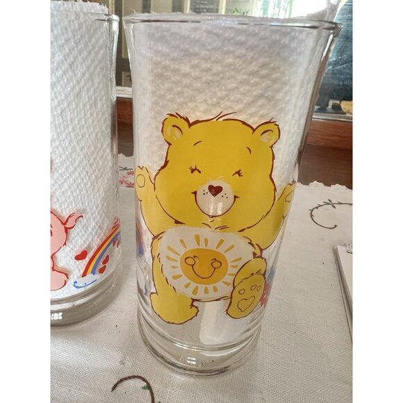 Set of 4 Care Bears Pizza Hut Glasses Vintage 1983 Limited Edition EXCELLENT - Picture 4 of 12